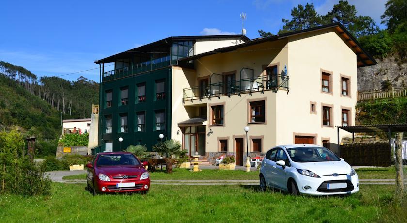 Отель Hotel Restaurante Canero