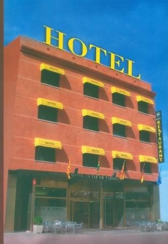 Отель Hotel Ciutat de Tarrega