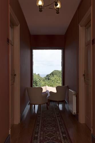 Отель Hotel Villa Miramar