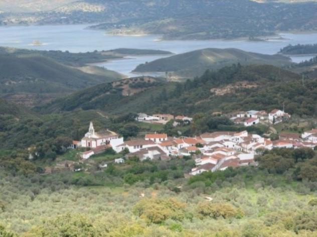 Отель Villa Martin (La Fabrica)