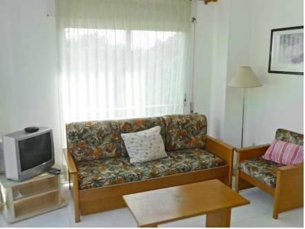 Отель Apartment Mar Pins I Platja de Pals