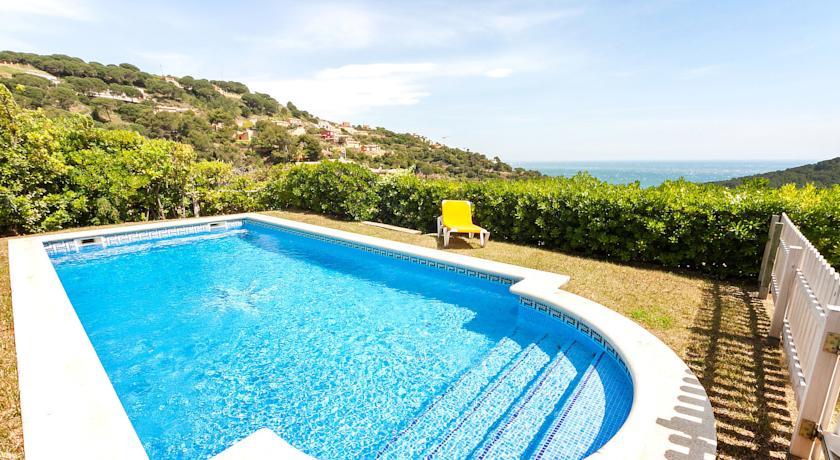 Апартаменты Holiday Home Villa Dubos Begur