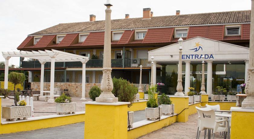 Апартаменты Aparthotel Las Olivas