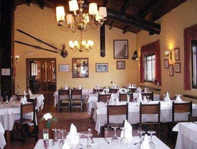 Отель Hotel Avet