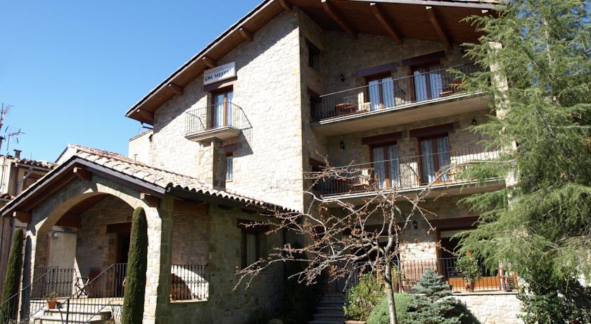 Гостевой дом Hostal Cal Mestre