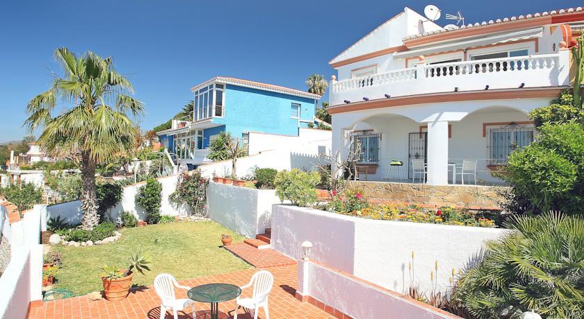 Апартаменты Holiday home Girasoles 4b Benajarafe