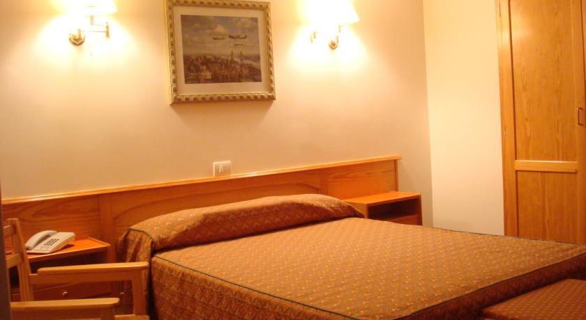 Отель Hotel San Juan II