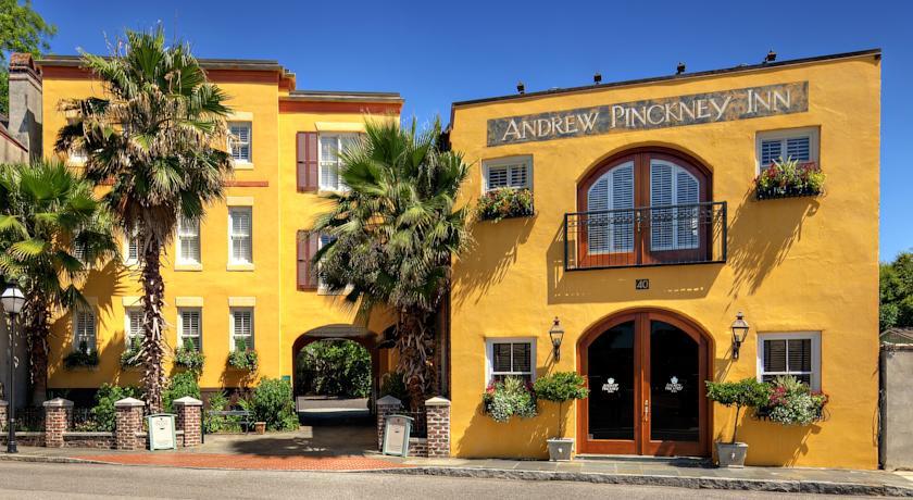 Отель Andrew Pinckney Inn