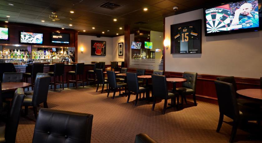 Отель Sandman Hotel Lethbridge