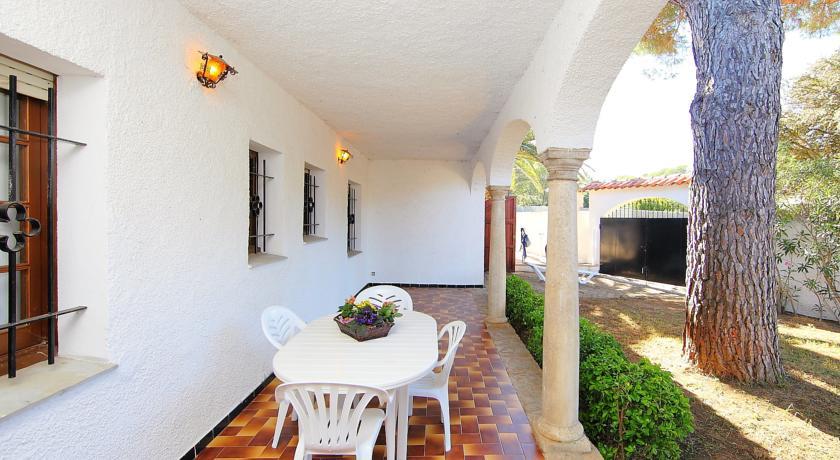 Апартаменты Holiday home Les 4 Saisons L'Escala