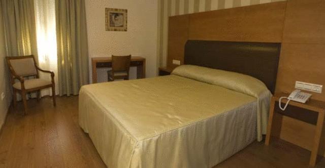 Отель Hotel As Brisas do Freixo