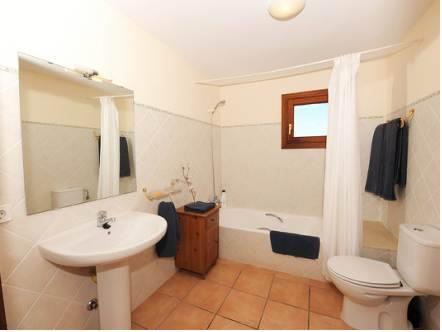Отель Holiday Home Es Coso Felanitx