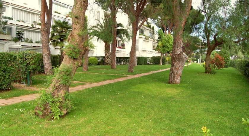 Апартаменты Apartamentos Politur