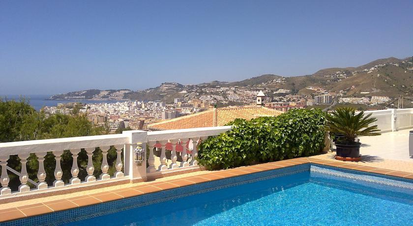 Апартаменты Holiday Home La Ribera Alta Almunecar