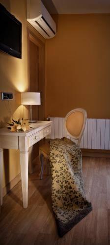 Отель Hotel Dato Vera