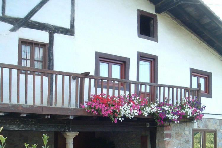 Отель Holiday Home Astobieta Ajangiz