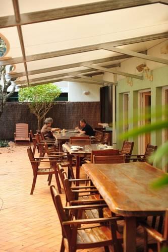 Отель Coral Tree Inn