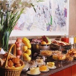 Отель Barrington Hotel & Suites