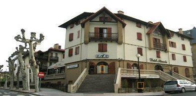 Отель Hotel Alameda