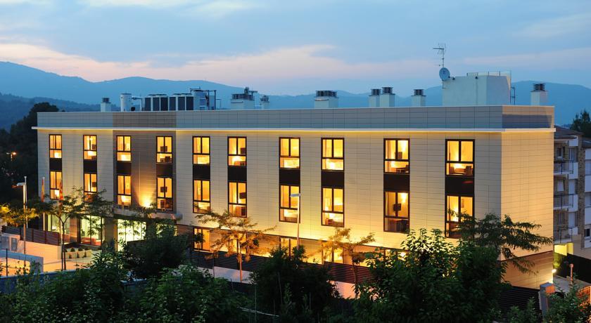 Отель Hotel Desitges