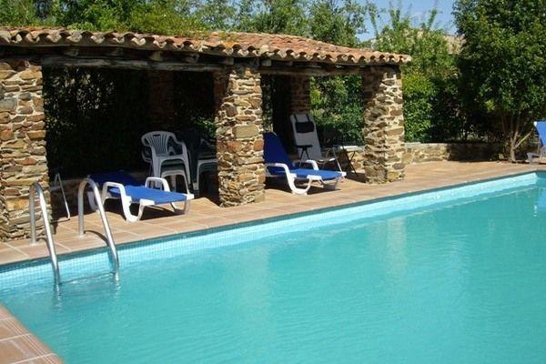 Отель Holiday Home El Jiniebro Valencia De Alcantara
