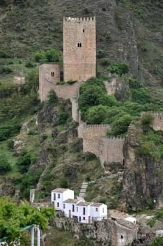 Отель Hotel Puerta de Cazorla