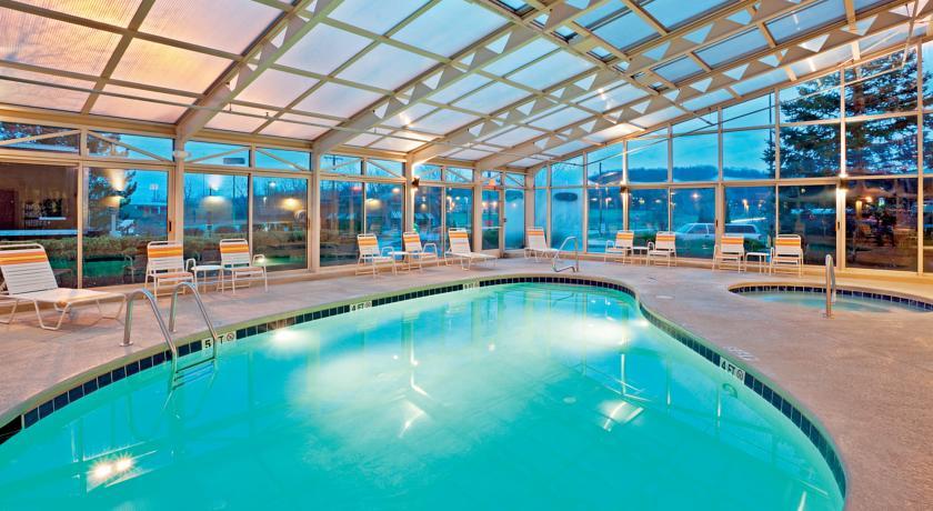 Отель La Quinta Inn Mansfield