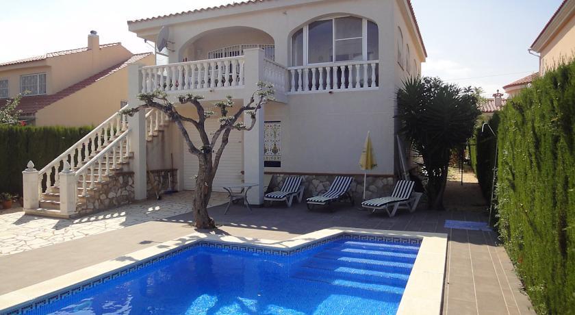 Апартаменты Holiday home Urb. Ampolla Mar L'Ampolla