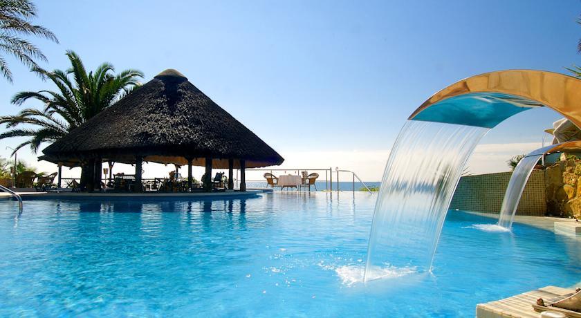 Отель El Oceano Beach Hotel