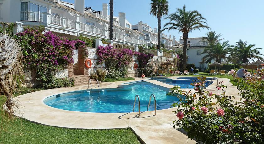 Апартаменты Holiday Home Mijas Beach Mijas Costa