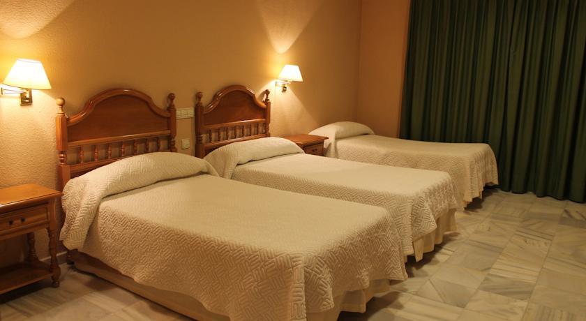 Отель Hotel Paraiso