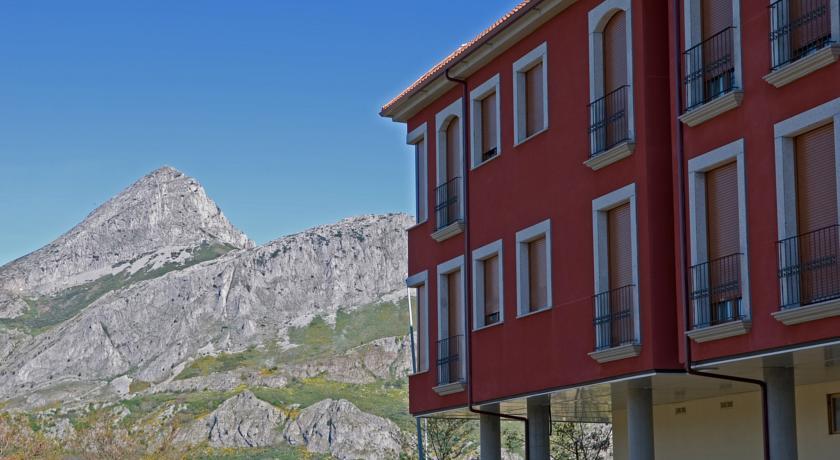 Апартаменты Apartamentos Pico Llerenes