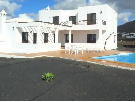 Отель Villa Las Brenjas Yaiza