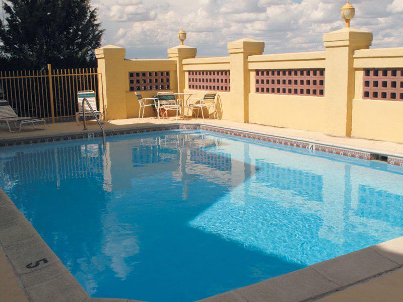 Отель La Quinta Inn Cheyenne