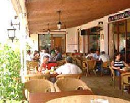 Апартаменты Hostal La Perla