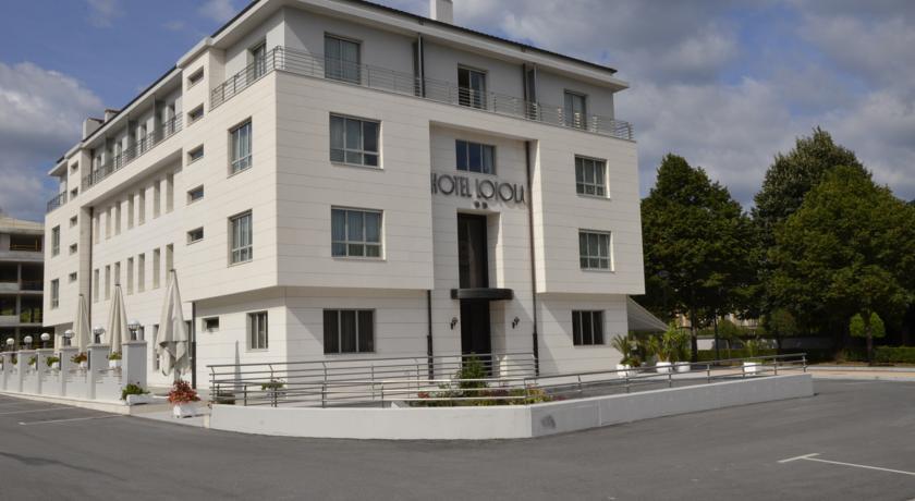 Отель Hotel Loiola