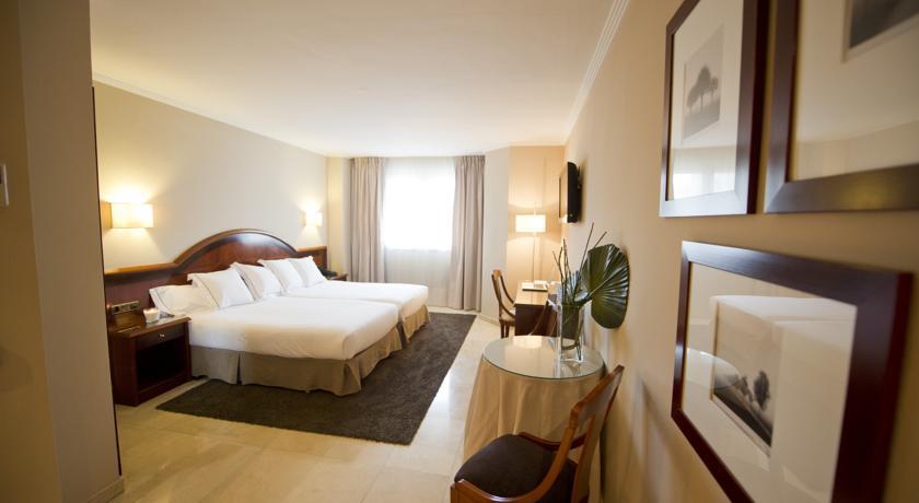 Отель Hotel San Pedro