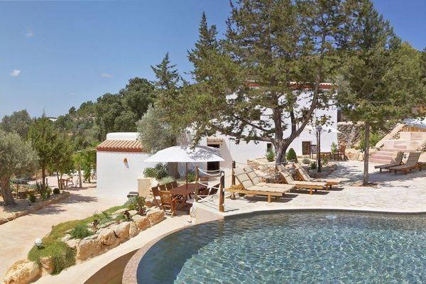 Апартаменты Holiday Home Can Cosmi San Carlos