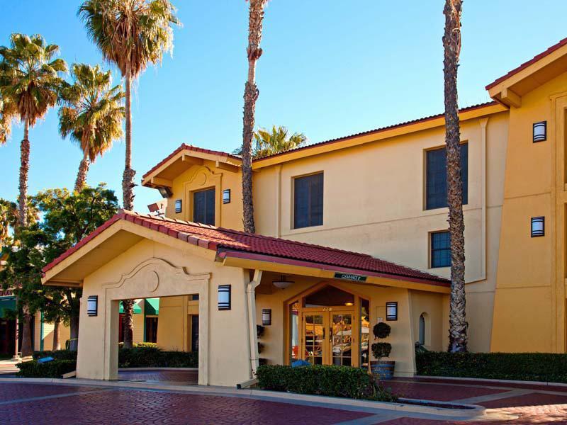 Отель La Quinta Inn San Bernardino