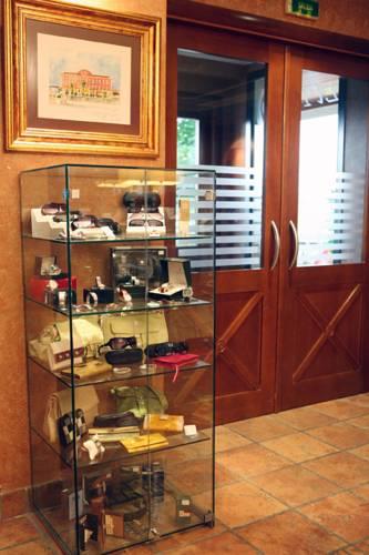Отель Hotel Restaurante El Tollo