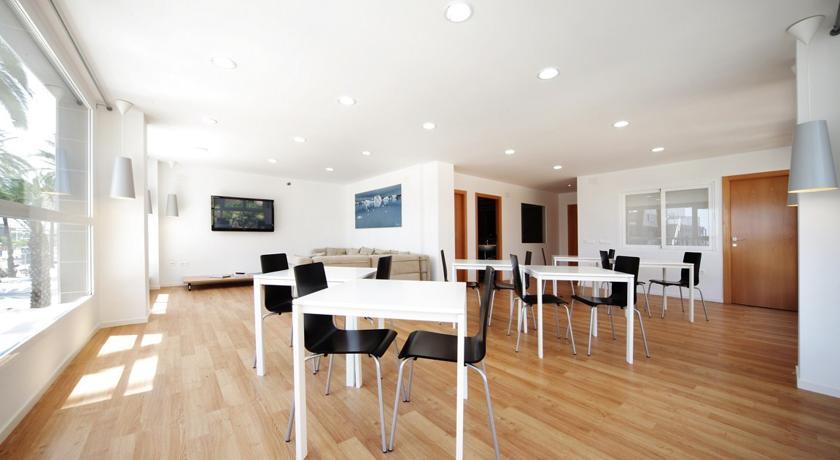 Апартаменты Apartamentos Marina Suites