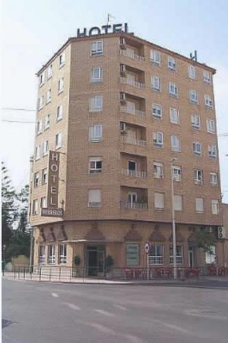 Отель Hotel Herreros