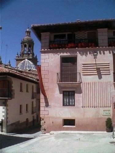 Отель Hotel Los Leones