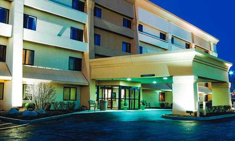 Отель La Quinta Inn St. Louis Hazelwood