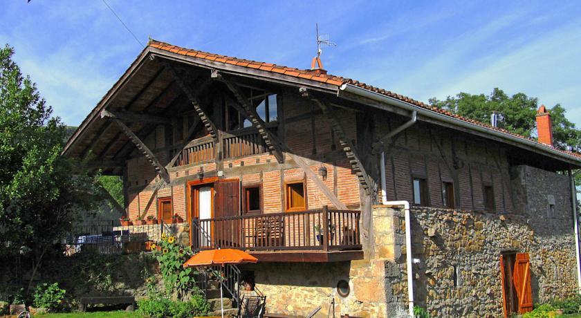 Апартаменты Iturritxo Holiday home Orozko