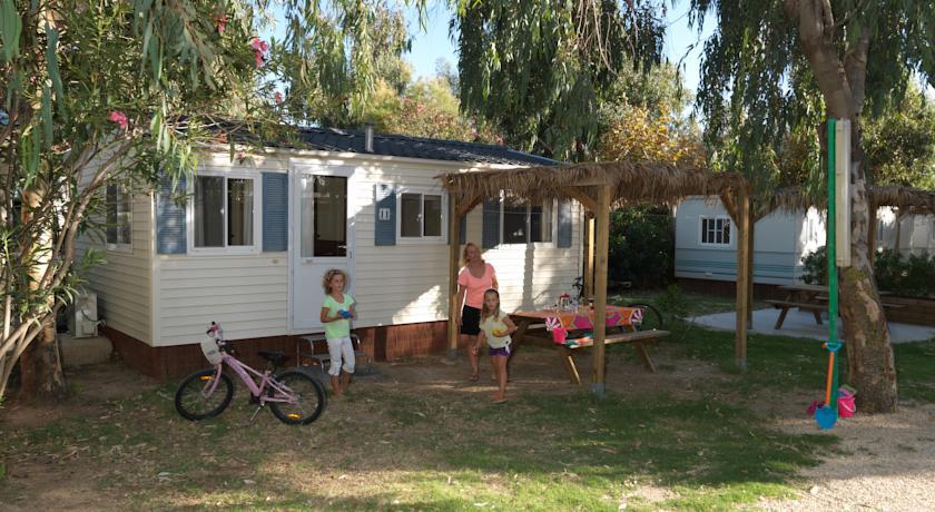 Отель Camping Ampolla Playa