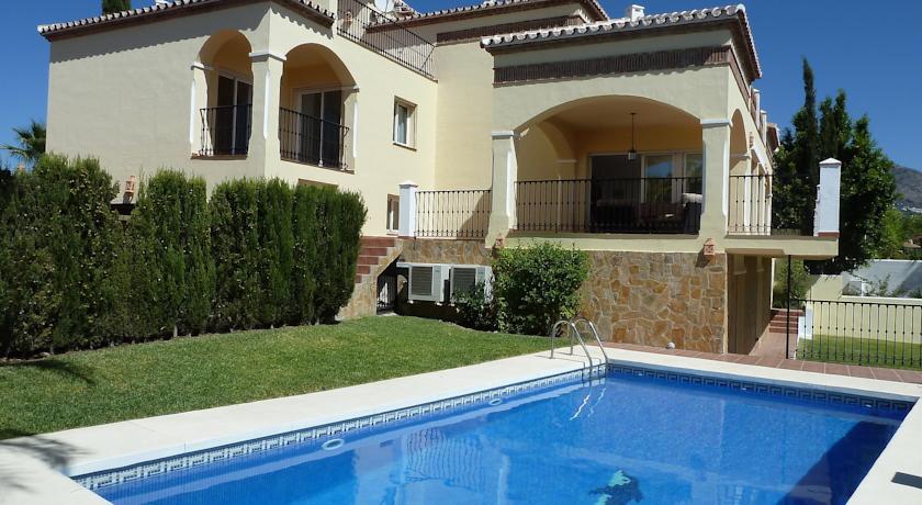 Апартаменты Holiday Home Villa Unica Mijas