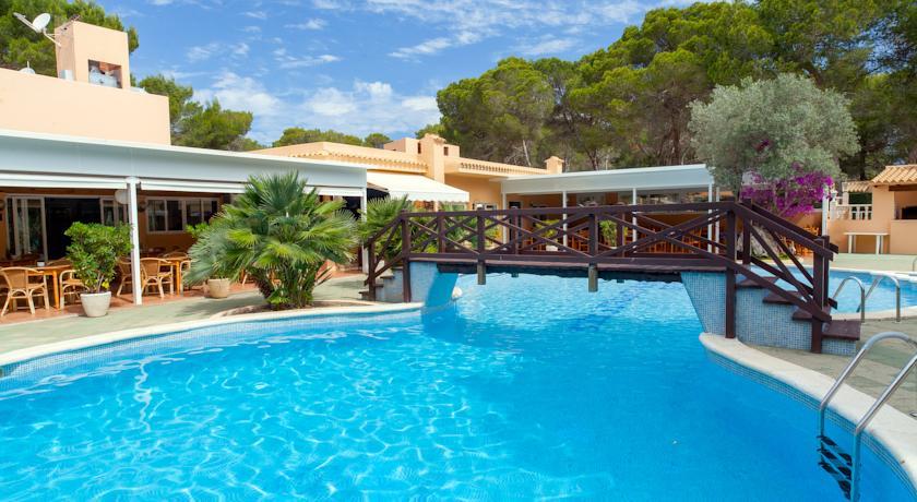 Апартаменты Apartamentos Ses Eufabietes
