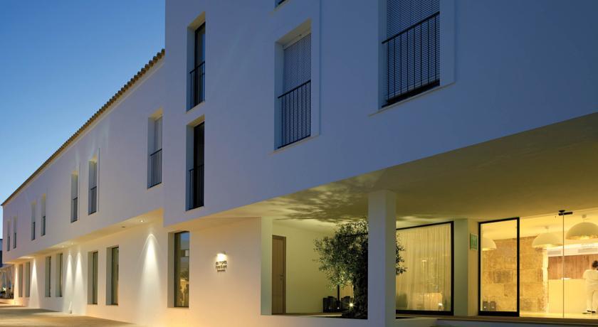 Отель Hotel Es Marès