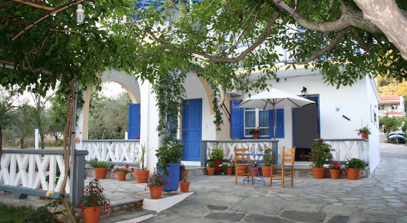 Апартаменты Alexandra Studios